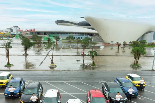 Cận cảnh những chiếc xe điện VinFast rực rỡ thực hiện hành trình tự hào khắp Việt Nam 