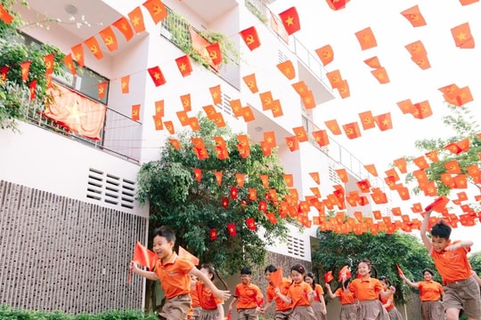 “Cho con là người Việt Nam” - Khi âm nhạc cất lên niềm tự hào dân tộc