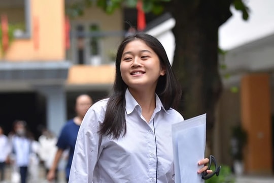 Trường Đại học Công nghiệp Hà Nội áp dụng 15 tổ hợp xét tuyển năm 2025, bỏ xét học bạ