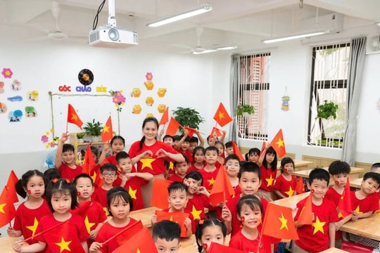 Trường học rộn ràng hoạt động Kỷ niệm 50 năm Ngày Giải phóng miền Nam, thống nhất đất nước