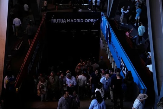  Tây Ban Nha và Bồ Đào Nha mất điện diện rộng