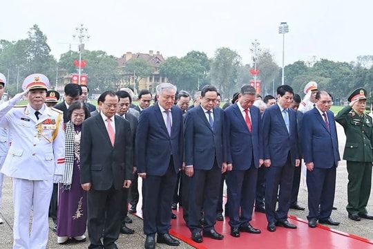 Một số hình ảnh Lãnh đạo Đảng, Nhà nước vào Lăng viếng Chủ tịch Hồ Chí Minh