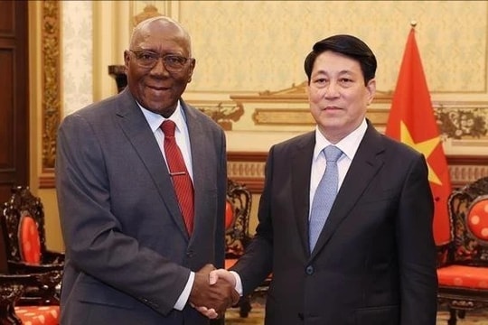 Chủ tịch nước Lương Cường tiếp Phó Chủ tịch nước Cuba