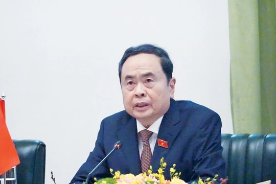 Chủ tịch Quốc hội Trần Thanh Mẫn: Quốc hội Việt Nam sẵn sàng hợp tác, thúc đẩy sáng kiến kết nối kinh tế, văn hóa, giáo dục với Campuchia