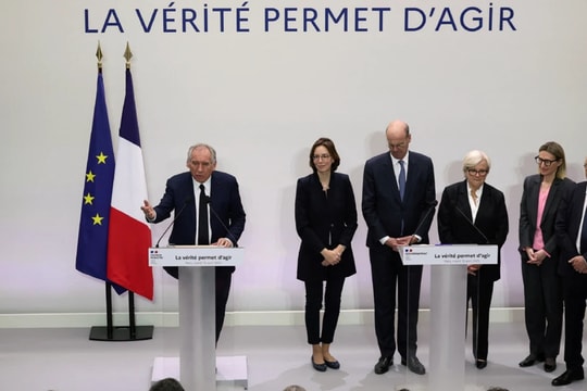 Pháp chuẩn bị tinh gọn bộ máy nhà nước