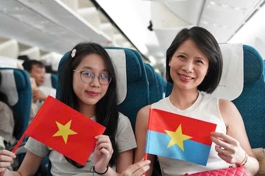  Vietnam Airlines tổ chức chuyến bay đặc biệt dịp 30. 4 