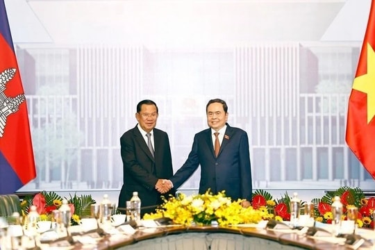 Một số hình ảnh Chủ tịch Quốc hội Trần Thanh Mẫn tiếp Chủ tịch Thượng viện Vương quốc Campuchia