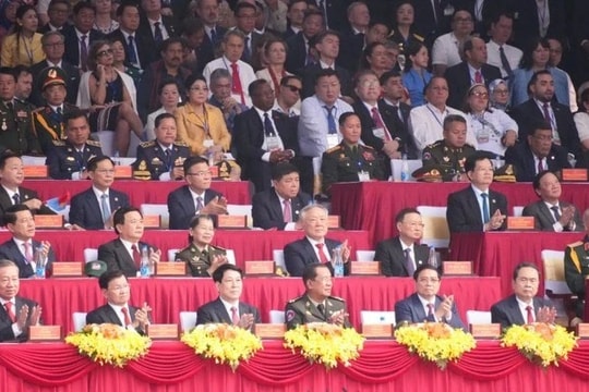 Tổng Bí thư Tô Lâm: Toàn Đảng, toàn dân và toàn quân ta cùng ra sức phấn đấu xây dựng một nước Việt Nam hòa bình, thống nhất, hạnh phúc, giàu mạnh và phát triển