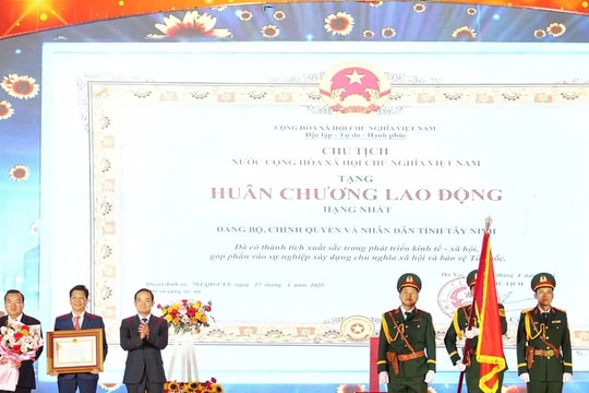 Tây Ninh kỷ niệm 50 năm giải phóng, đón Huân chương Lao động hạng Nhất