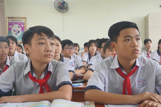 TP. Hồ Chí Minh: Duy trì đường dây nóng giải đáp thắc mắc tuyển sinh đầu cấp