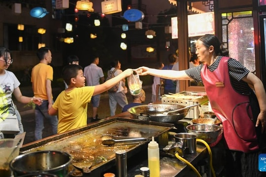 Trung Quốc thông qua luật mới thúc đẩy kinh tế tư nhân