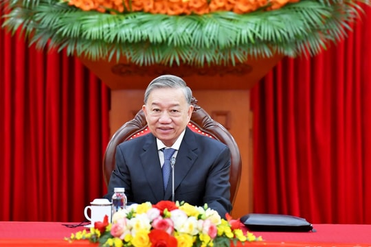 ĐỘT PHÁ THỂ CHẾ, PHÁP LUẬT ĐỂ ĐẤT NƯỚC VƯƠN MÌNH