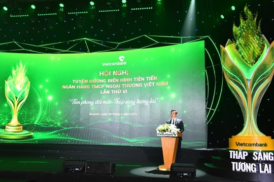 Hội nghị tuyên dương điển hình tiên tiến lần thứ VI của Vietcombank: “Tiên phong đổi mới - Thắp sáng tương lai”