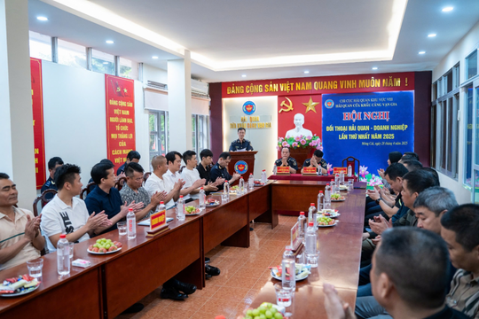 Hải quan cửa khẩu cảng Vạn Gia tổ chức Hội nghị đối thoại Hải quan - Doanh nghiệp