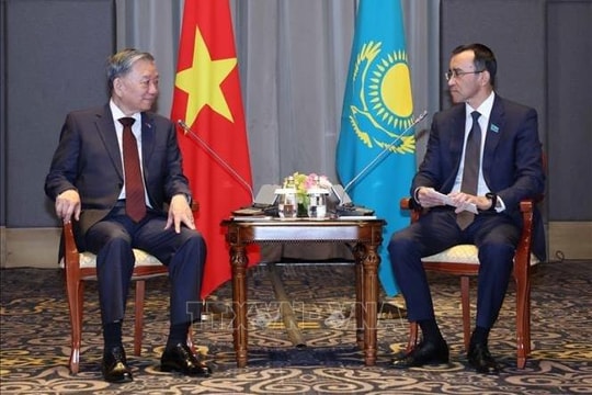 Tổng Bí thư Tô Lâm hội kiến Chủ tịch Thượng viện Cộng hòa Kazakhstan