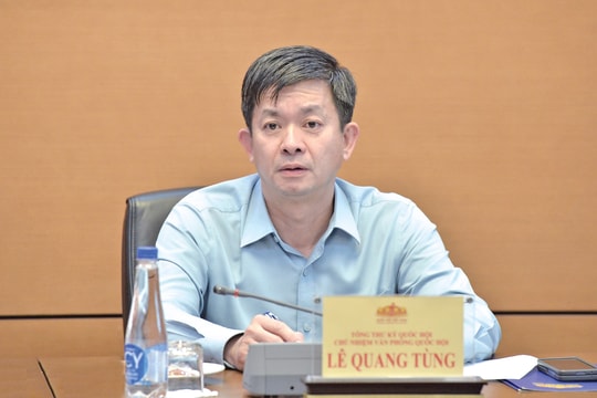 Tổng Thư ký Quốc hội, Chủ nhiệm Văn phòng Quốc hội Lê Quang Tùng chủ trì cuộc họp về kỷ niệm 80 năm Ngày Tổng tuyển cử đầu tiên bầu Quốc hội Việt Nam