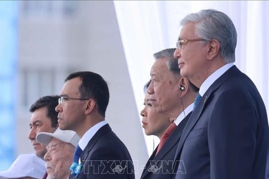 Tổng Bí thư Tô Lâm dự Lễ duyệt binh Kỷ niệm 80 năm Ngày Chiến thắng phát xít tại Kazakhstan