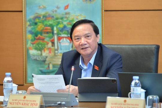 “Vừa chạy vừa xếp hàng” nhưng công việc phải liên tục, không gián đoạn