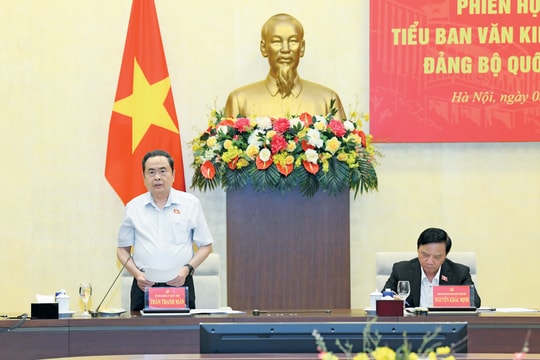 Chủ tịch Quốc hội Trần Thanh Mẫn chủ trì phiên họp Tiểu ban Văn kiện Đại hội đại biểu Đảng bộ Quốc hội lần thứ nhất