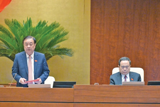 Đề xuất cấm quảng cáo, kinh doanh hóa chất nguy hiểm trên mạng xã hội