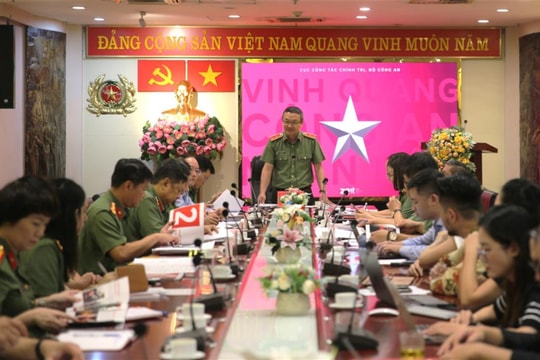 Soobin Hoàng Sơn cùng nhiều nghệ sĩ sẽ góp mặt trong đêm Gala âm nhạc “Vinh quang Công an nhân dân Việt Nam” tại TP. Hồ Chí Minh