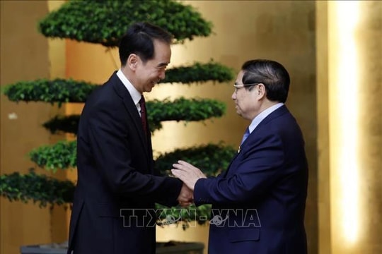 Thủ tướng Phạm Minh Chính tiếp Đại sứ Trung Quốc tại Việt Nam Hà Vĩ