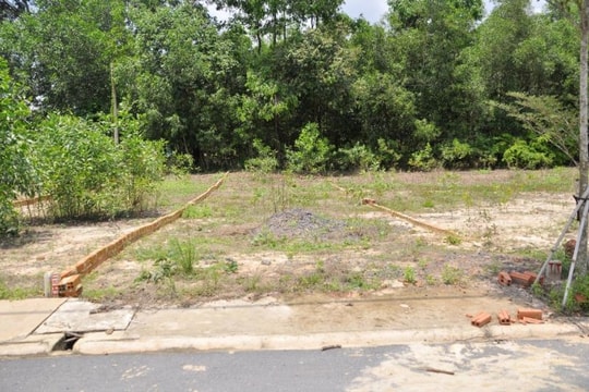 Đất chưa có sổ đỏ, khi ly hôn phân chia thế nào?