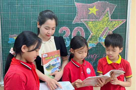 SGK Cánh Diều được đánh giá mang tinh thần đổi mới và sáng tạo vào từng bài giảng