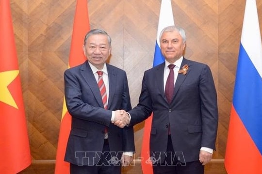 Tổng Bí thư Tô Lâm hội kiến Chủ tịch Duma Quốc gia Liên bang Nga