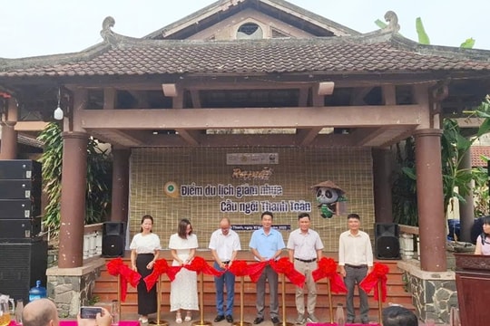 Cầu ngói Thanh Toàn - Điểm du lịch cộng đồng giảm nhựa