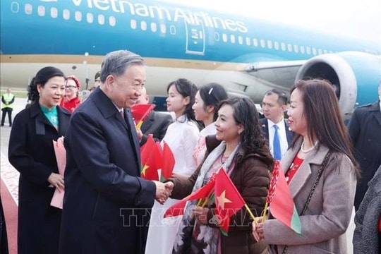 Tổng Bí thư Tô Lâm và Phu nhân bắt đầu thăm cấp Nhà nước Cộng hòa Belarus