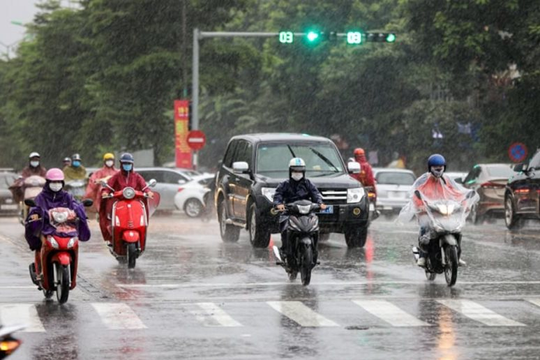 Dự báo thời tiết ngày 11/5: Khu vực Bắc Bộ và Trung Bộ có mưa lớn nhiều nơi