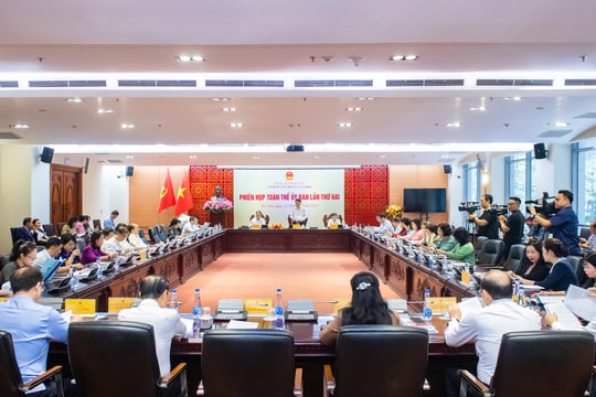 Phiên họp toàn thể lần thứ hai của Ủy ban Văn hóa và Xã hội