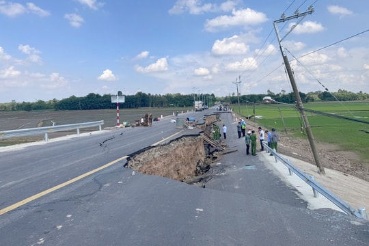 Tây Ninh: Khẩn trương làm rõ, khắc phục sự cố sụt lún cầu Hòa Bình