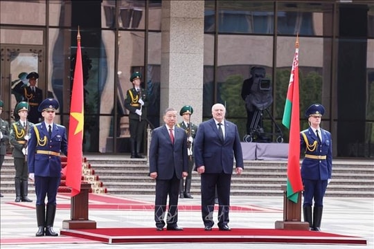 Việt Nam - Belarus thiết lập quan hệ đối tác chiến lược