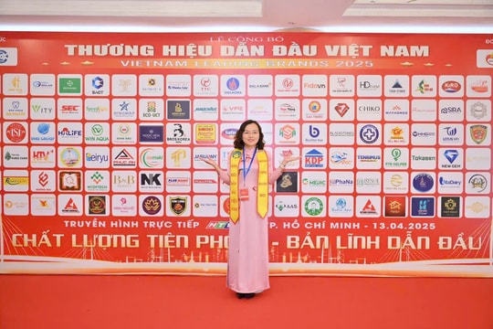 ECO-UCT vinh dự đón nhận danh hiệu “Top 10 Doanh nghiệp tiêu biểu chuyển đổi số xuất sắc 2025”