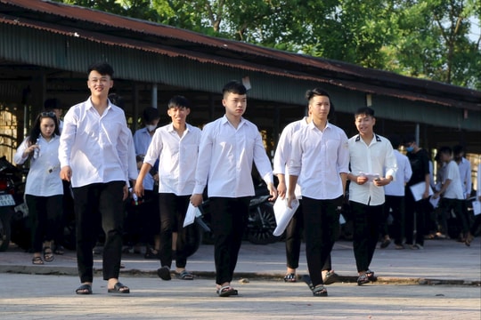 Tuyển sinh vào lớp 10 tại Hà Tĩnh: 72% chỉ tiêu vào trường công