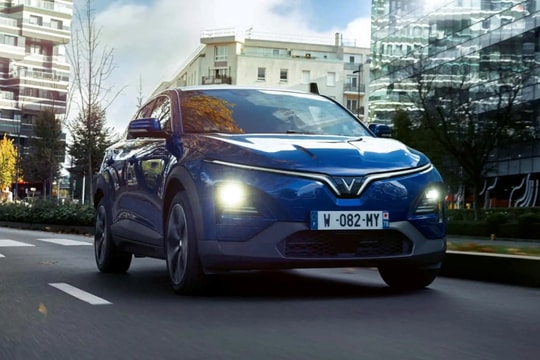 VinFast ký kết đối tác mới tại Pháp và Đức, mở rộng mạng lưới đại lý châu Âu