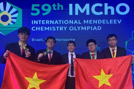 Việt Nam giành 2 Huy chương Vàng, 2 Huy chương Bạc tại Olympic Hóa học Quốc tế Mendeleev lần thứ 59