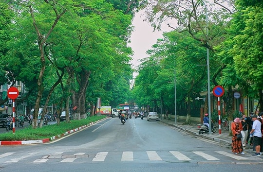 Dự báo thời tiết ngày 14/5: Bắc bộ nắng nhẹ, Miền Nam mưa cục bộ