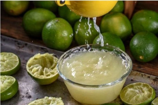 Trào lưu uống nước cốt chanh nguyên chất: Lợi bất cập hại