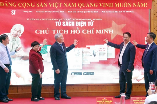 Phó Thủ tướng Nguyễn Hòa Bình dự Lễ ra mắt Tủ sách điện tử Chủ tịch Hồ Chí Minh