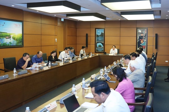 Cần quy định rõ cơ chế đặc thù đối với phụ nữ khi tham gia lực lượng gìn giữ hoà bình