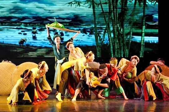 Văn học nghệ thuật chờ "mùa gặt" mới