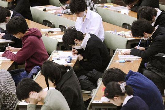 Thi Đại học ở Nhật Bản: “học như hơi thở”