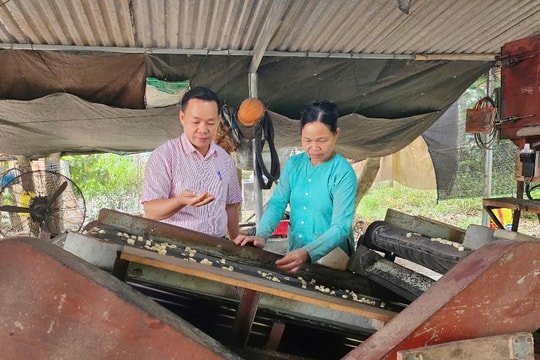 Bài cuối: Củng cố lòng tin của dân với Đảng và Nhà nước