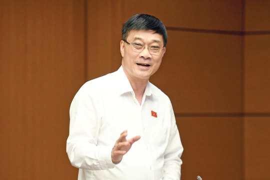 Không phù hợp nếu quy định UBND cấp xã được "phân cấp" nhiệm vụ, quyền hạn được phân cấp