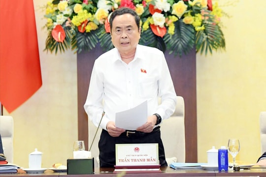 Bế mạc Phiên họp thứ 45 của Ủy ban Thường vụ Quốc hội