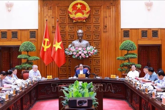 Thủ tướng Phạm Minh Chính: Xây dựng các nghị định phân cấp, phân quyền mạnh cho chính quyền địa phương