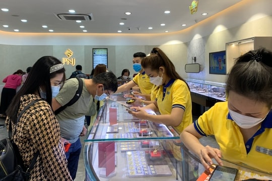 Giá vàng ngày 17/5: Trong nước tăng nhẹ, thế giới giảm nhẹ